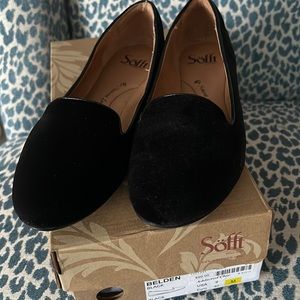 Sofft Velvet slip on shoes